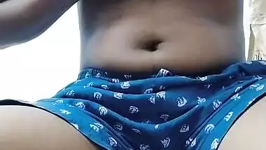 Indian Desi Bhabhi Video Call With Unknown Boy In Day Time Video Viral Mms 3