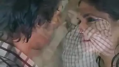 Ek Raat Maami Kai Sath Hot Desi Sex And Romance In Urdu Lang