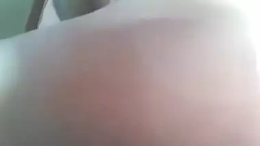 Indian boy drills shaved XXX cunt of wife and takes it out for cumming