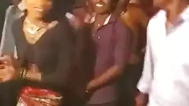 Saiya marela sejia par sat itam adult stage dance program