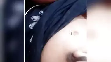 Female shamelessly flashes her XXX tits in close-up Desi solo porn