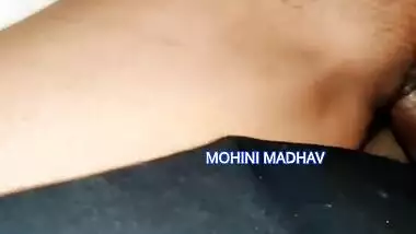 Desi whore rocks out with boy who knows his XXX job and satisfied girl