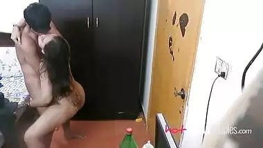 Virgin teen desi girl first time lund chut chudai with brother best friend