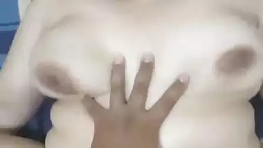 Chubby milf’s hardcore Nepali sex video with a stranger