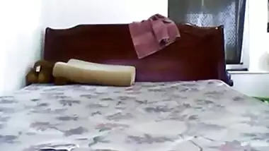 A sexy whore gets fuck by her client in a Tamil sex video