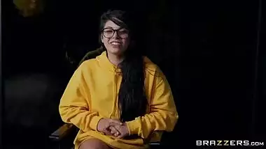 Brazzers House Season 3 Ep4 - Alexis Fawx hosts a filthy sex orgy