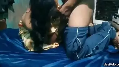 Desi wife sucking deepthroat and fucking 2 video clip