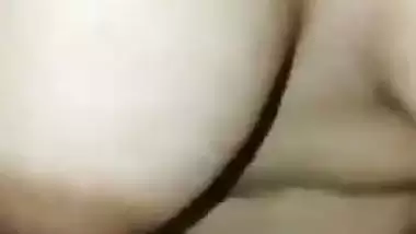 An 18-year-old girl tries a big dick in the Telugu sex video