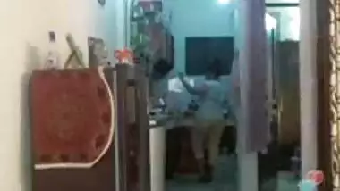 Hot desi indian bhabi shaking her sexi ass &boobs on bigo live...2