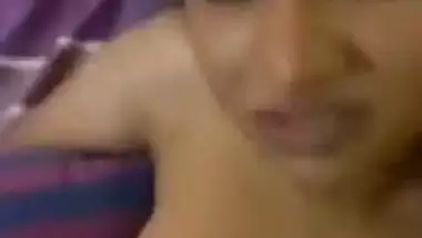 Man enjoys hardcore chudai of his 19-year-old GF