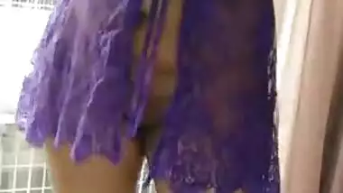 Indian gf flashes her amazing boobs and pussy for everyone in a dare