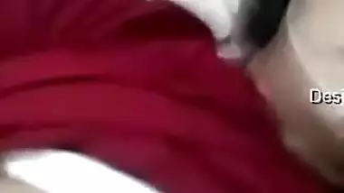 Today Exclusive- Super Sexy Look Desi Girl Showing Her Boobs To Lover On Video Call