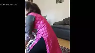 ???? neighbour hot aunty pany getting down from ass