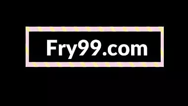 DAMN SEXY DESI IN HOT BRA SAREE DESIRABLE EROTIC VIEW DON’T MISS