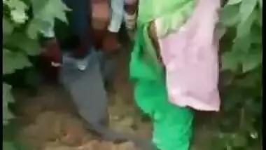 Village wife is caught fucking outdoor with lover, desi mms scandal sex