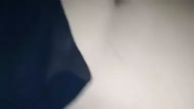 Kam Se Ane Ke Bad Nagn Aram Kar Rahe Hai Jobar Antee - Hindi