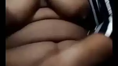 Homely girl smoking hookah and nude viral video shows